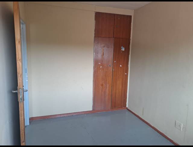 2 bed property to rent in PRIMROSE